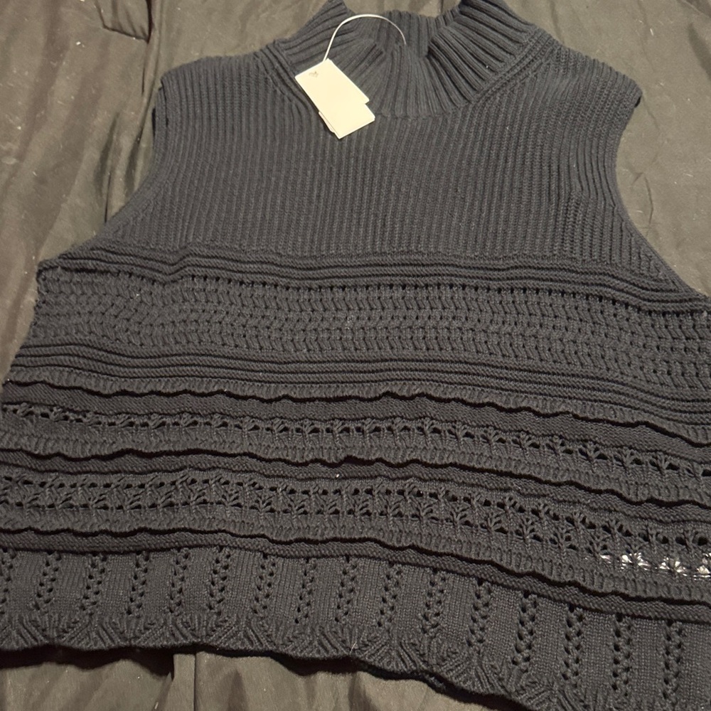 NWT Abercrombie sweater pullover